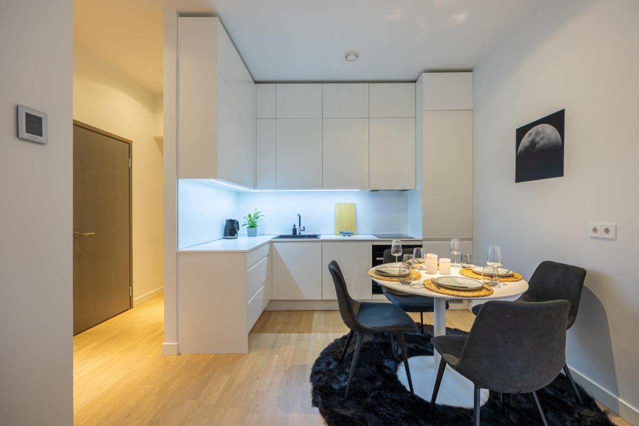 Rotermanni Apartment#Top Location#Spacious#Free Parking Tallinn Eksteriør bilde